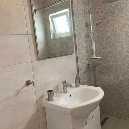 Sunce By The Sea Holiday home *