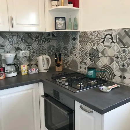 Holiday home Sunce By The Sea *