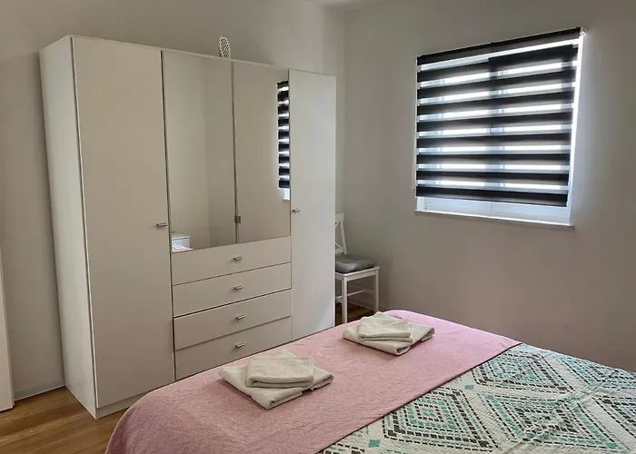 Sunce By The Sea Blazevo